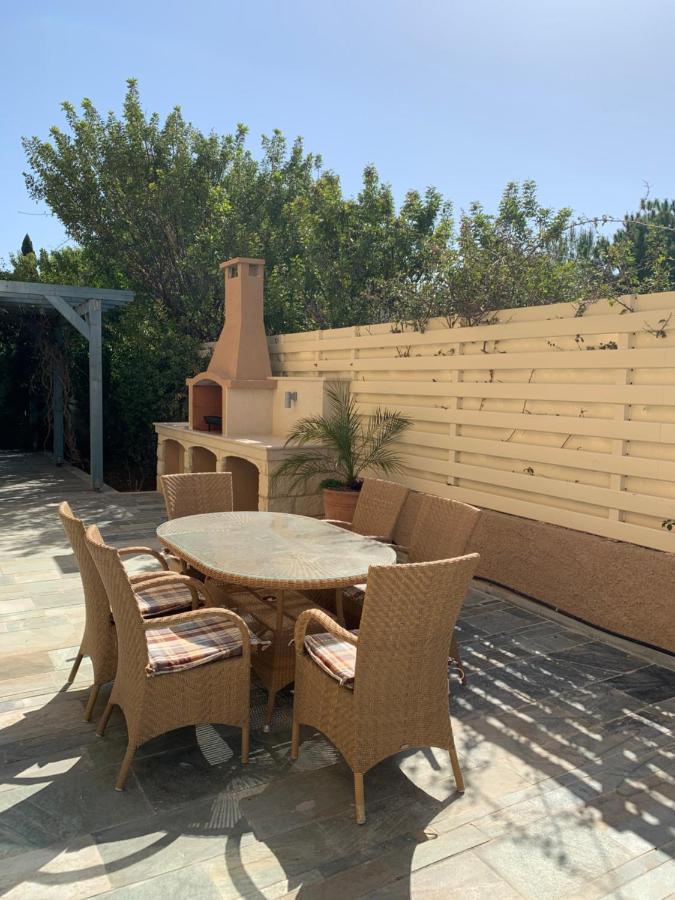 Beach Villa Olivia 네오 초리오 외부 사진