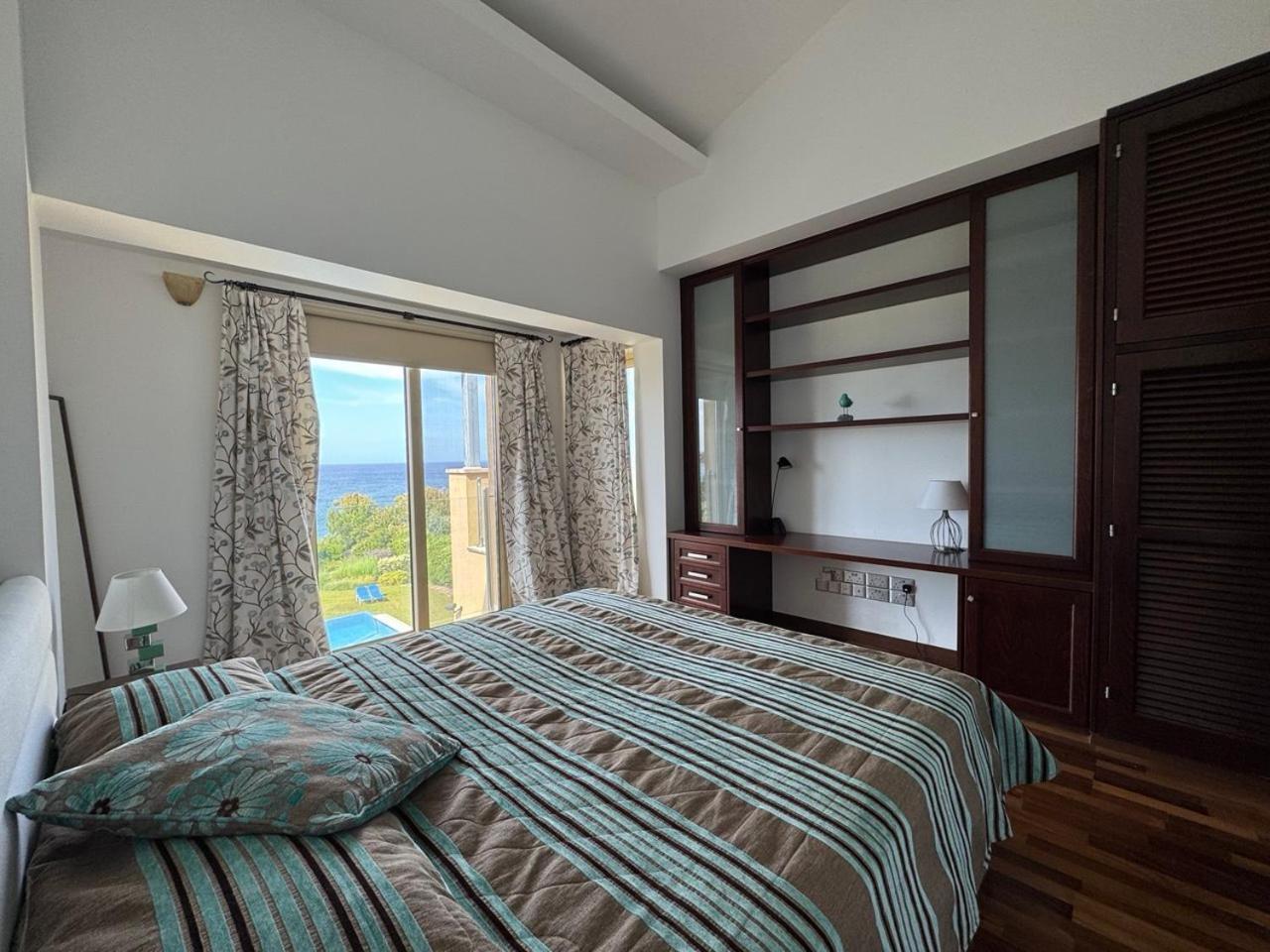 Beach Villa Olivia 네오 초리오 외부 사진
