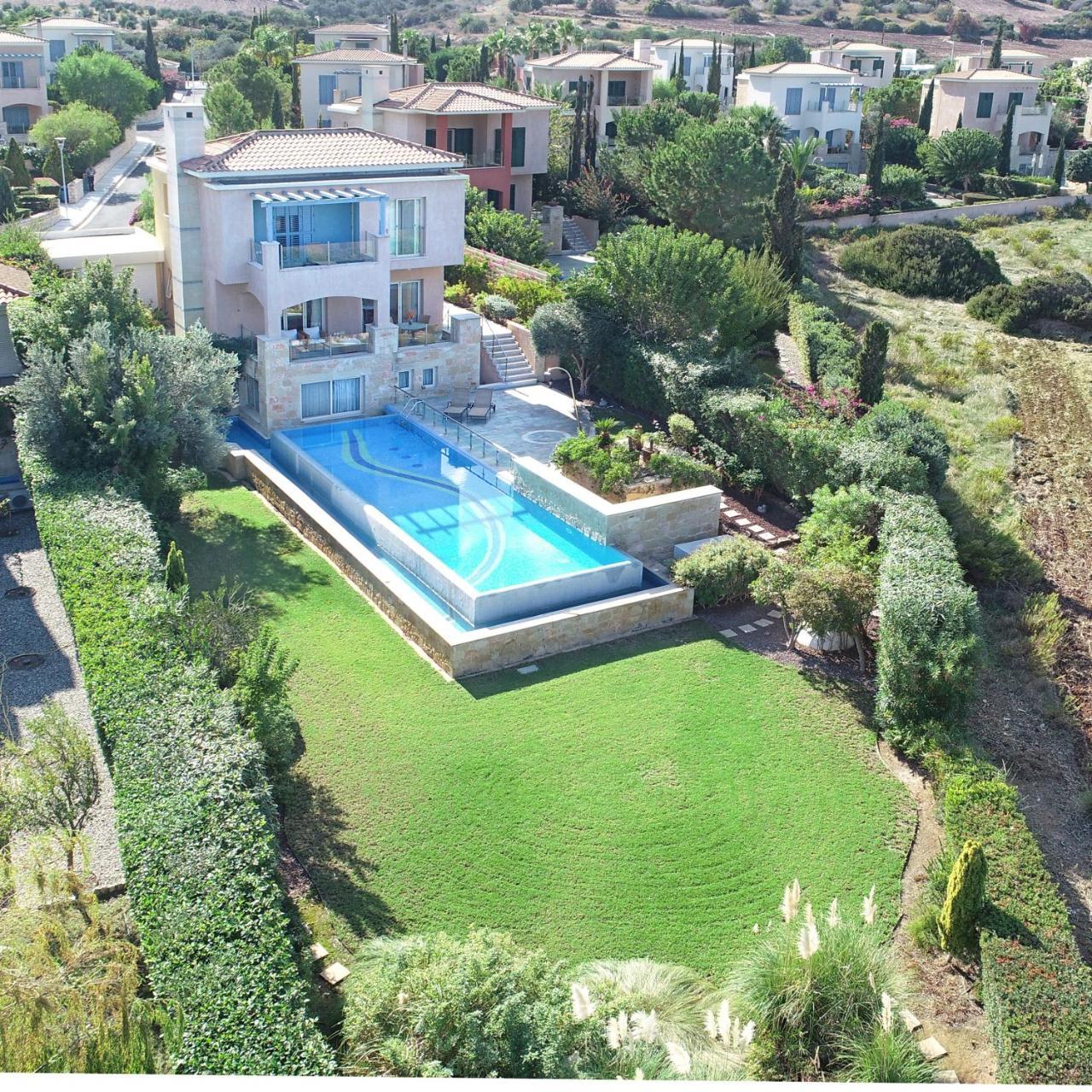 Beach Villa Olivia 네오 초리오 외부 사진