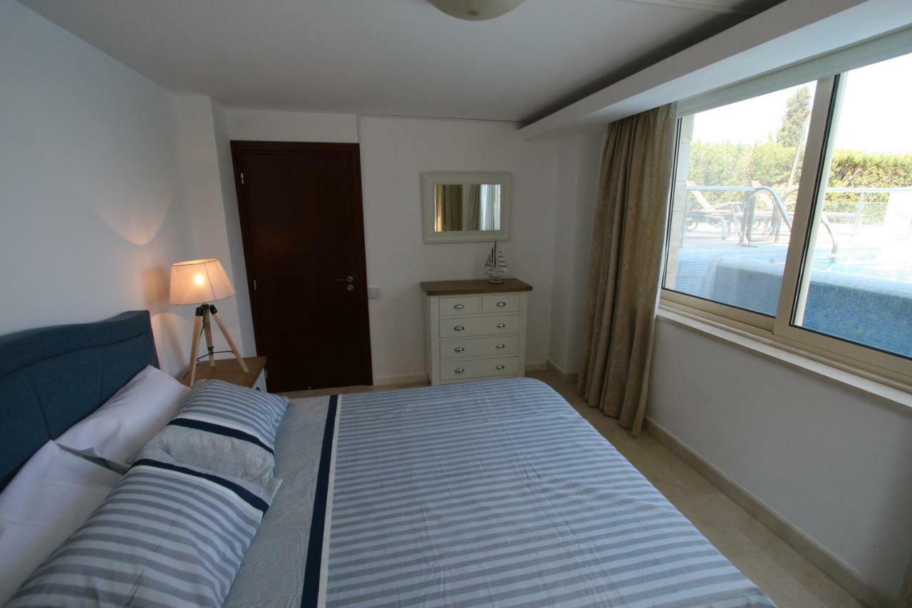 Beach Villa Olivia 네오 초리오 외부 사진